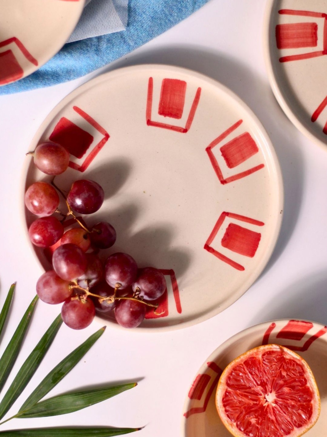 

WEAVING HOMES Red & White 1 Pieces Printed Ceramic Food Platter