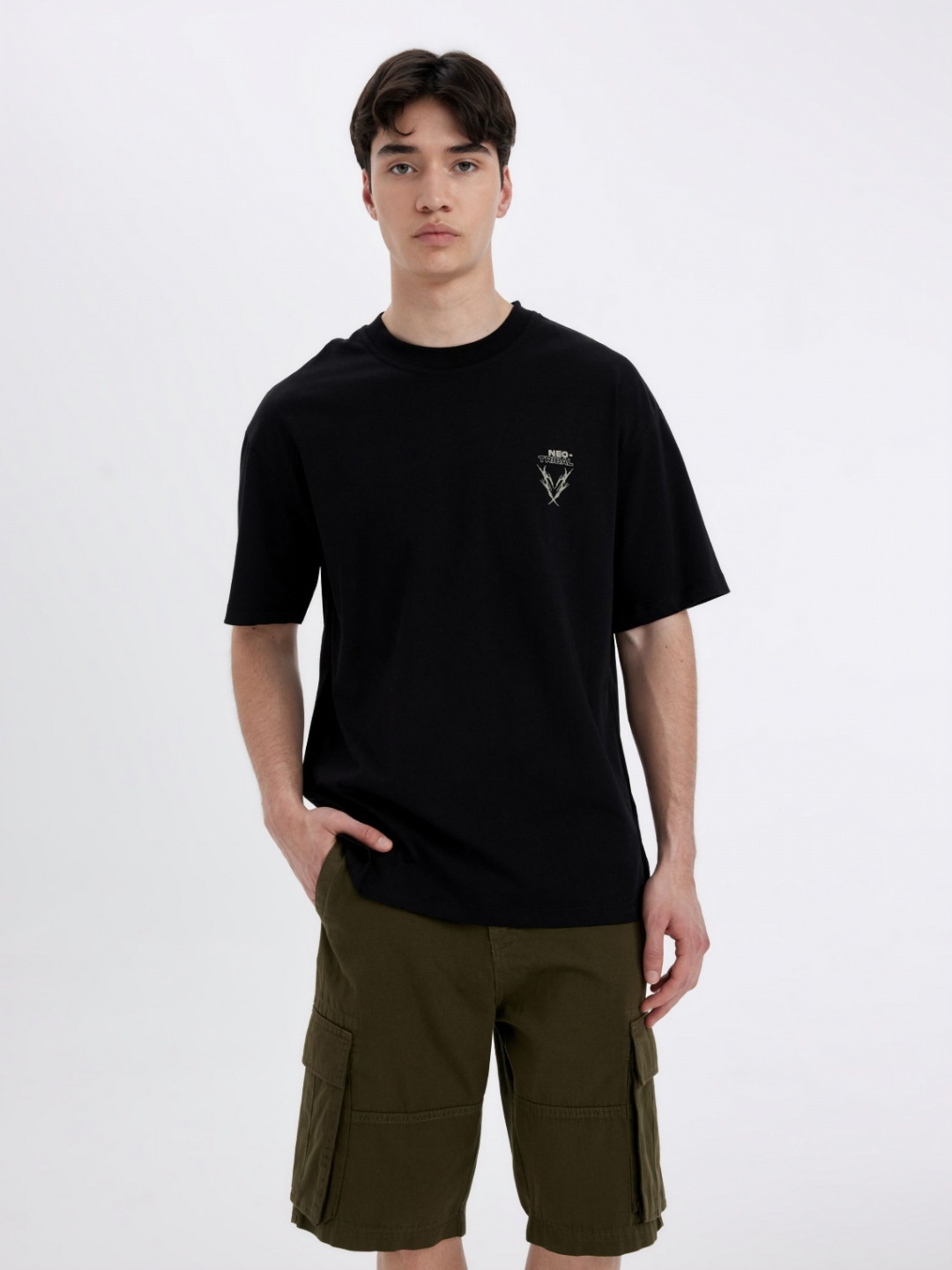 

DeFacto Men Typography Printed Round Neck Cotton T-Shirt, Na