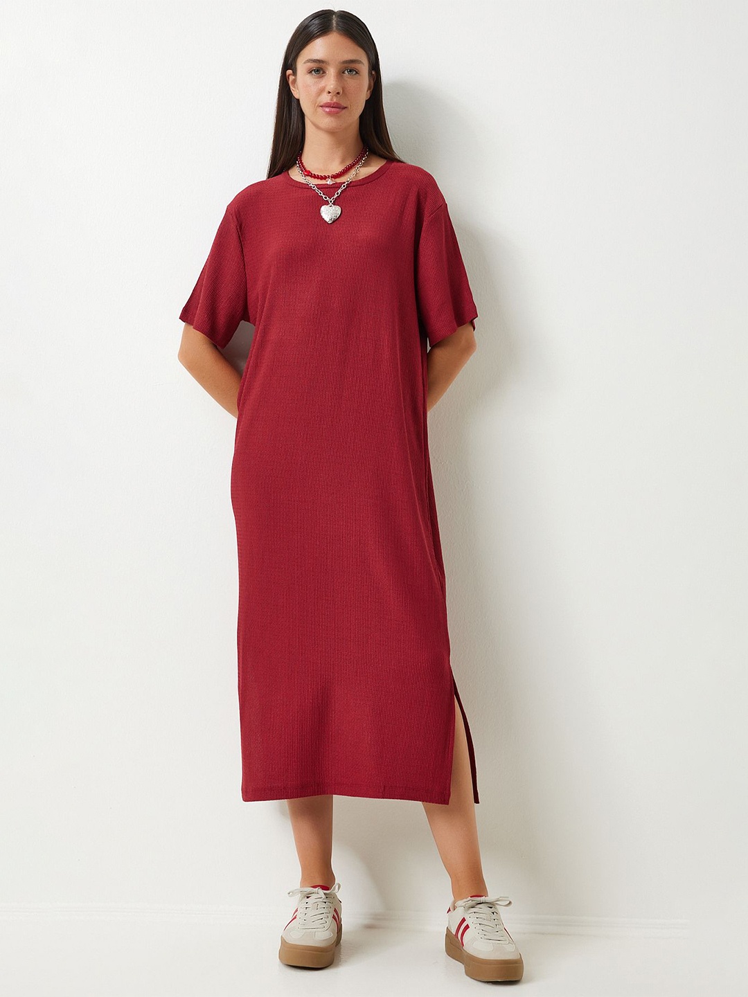 

Happiness istanbul Keyhole Neck T-shirt Midi Dress, Maroon