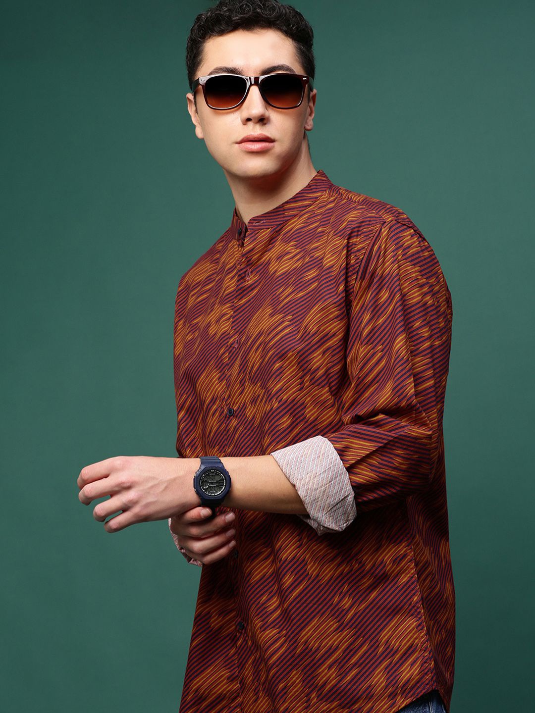 

SHOWOFF Men Standard Slim Fit Opaque Printed Casual Shirt, Rust