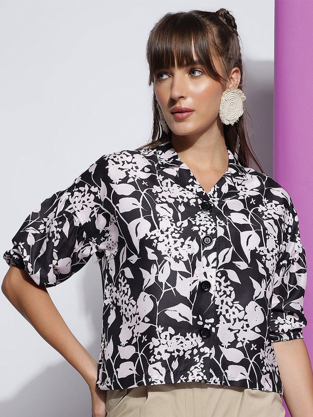 

FashionsEye Print Bishop Sleeves Boxy Crop Top, Black