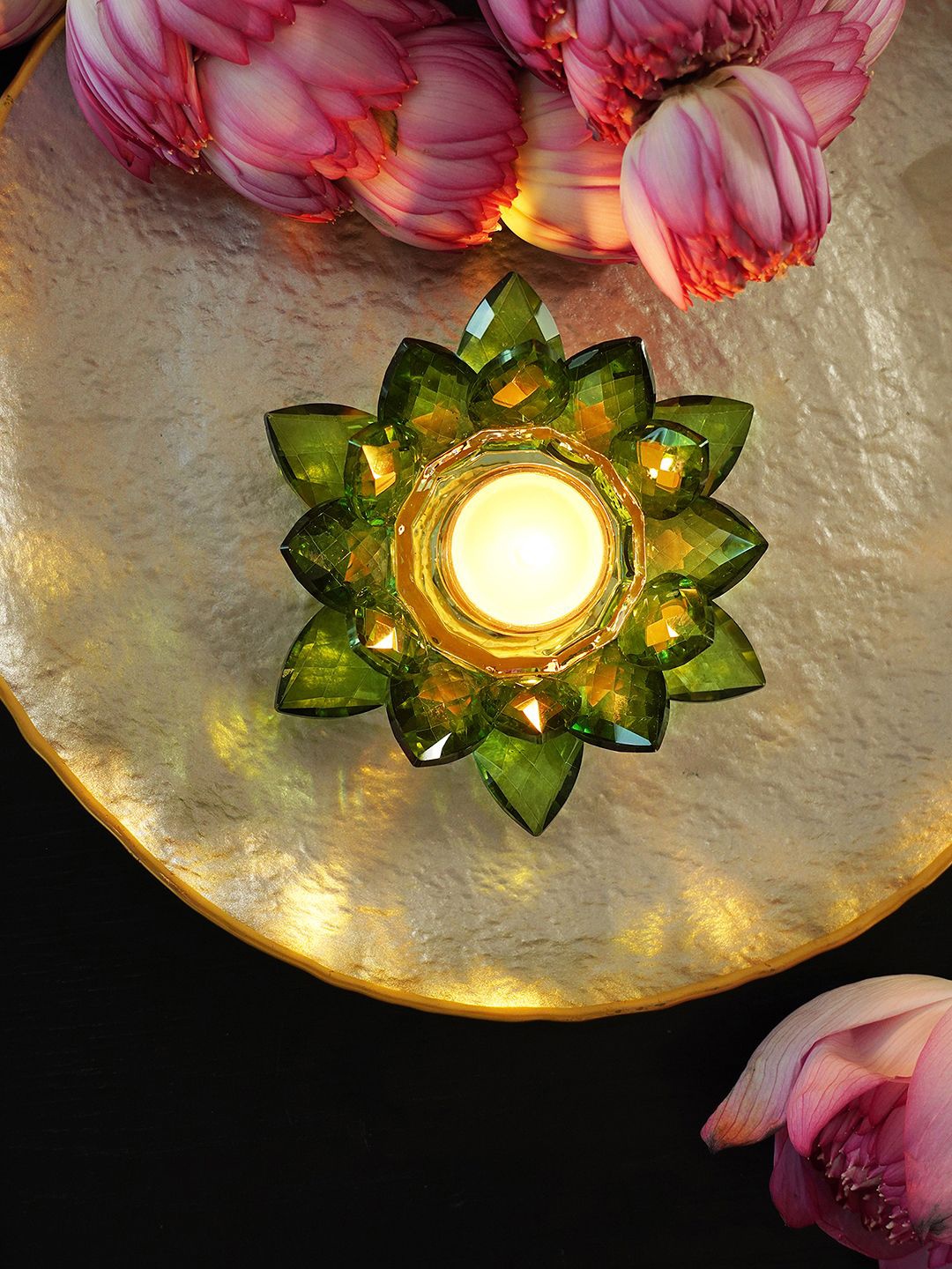 

Pure Home and Living Gold-Toned & Green Glass Textured Candle Holder