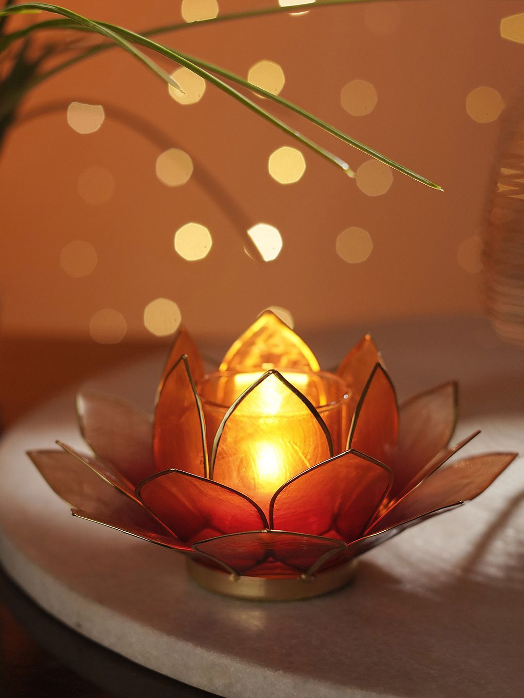 

Pure Home and Living Burgundy & Gold-Toned Textured Glass Candle Holder