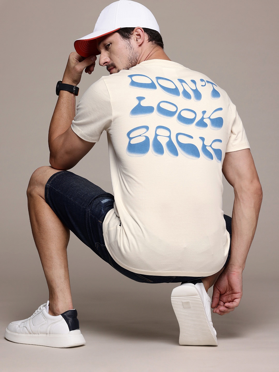 

The Roadster Lifestyle Co. Men Typography Printed Pure Cotton T-shirt, Off white