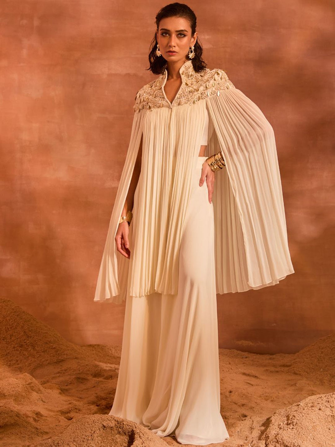 

DIVYA AGGARWAL Amaryllis Embellished Top With Cape & Palazzo, Off white