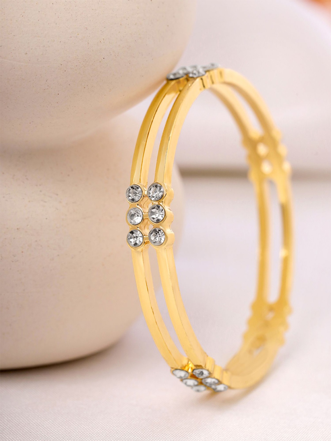 

Yellow Chimes Gold-Plated Stones Studded Bangle