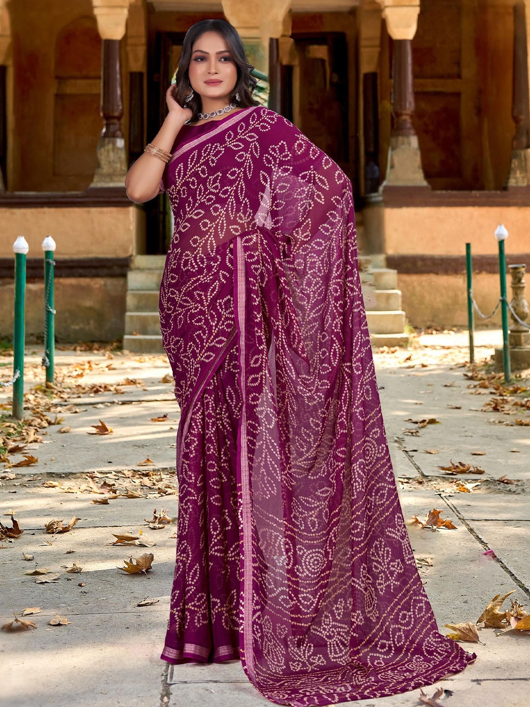 

Kalista Bandhani Pure Chiffon Bandhani Saree, Burgundy