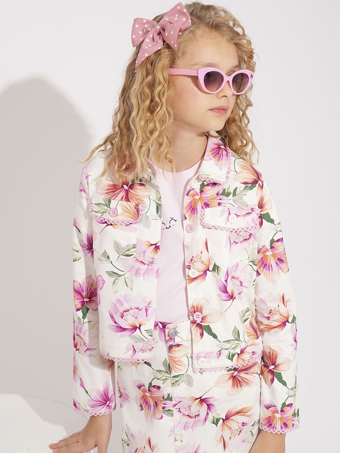 

Vero Moda Girls Floral Denim Jacket, White