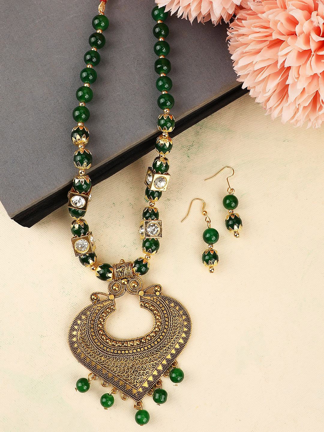

MODE MANIA Gold-Plated Stone Studded & Beaded Jewellery Set
