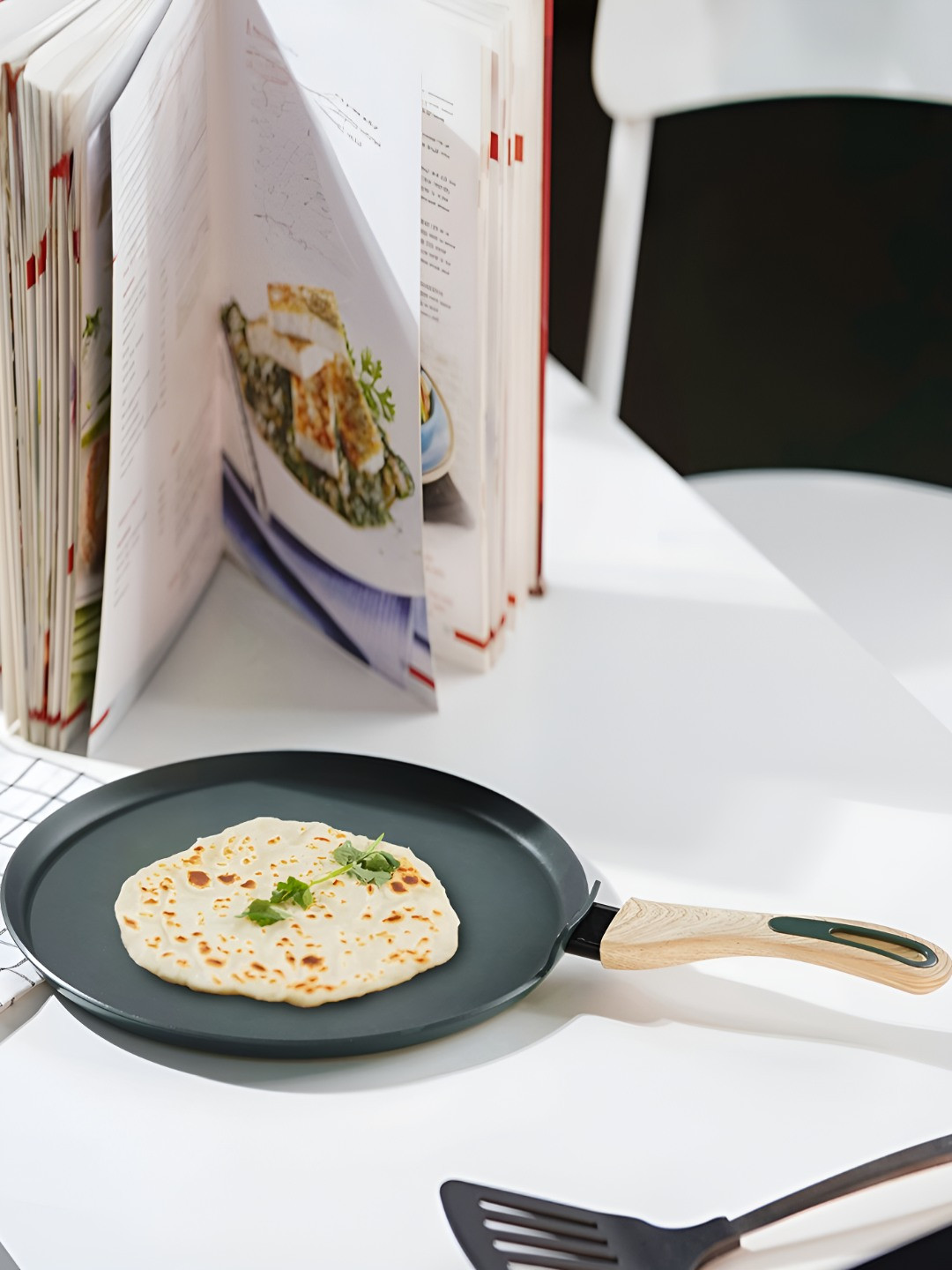 

Kreme Venetia Green & Brown Aluminium Induction Base Flat Tawa