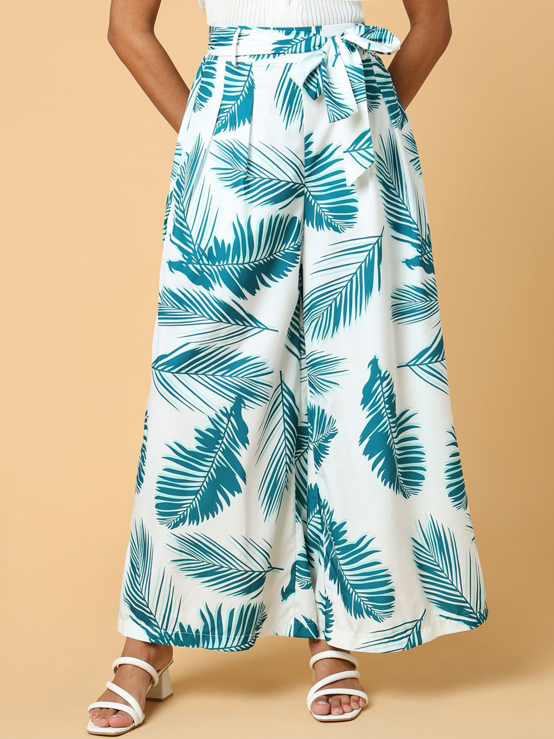 

SHOWOFF Women Floral Printed Comfort Loose Fit Pleated Trousers, White