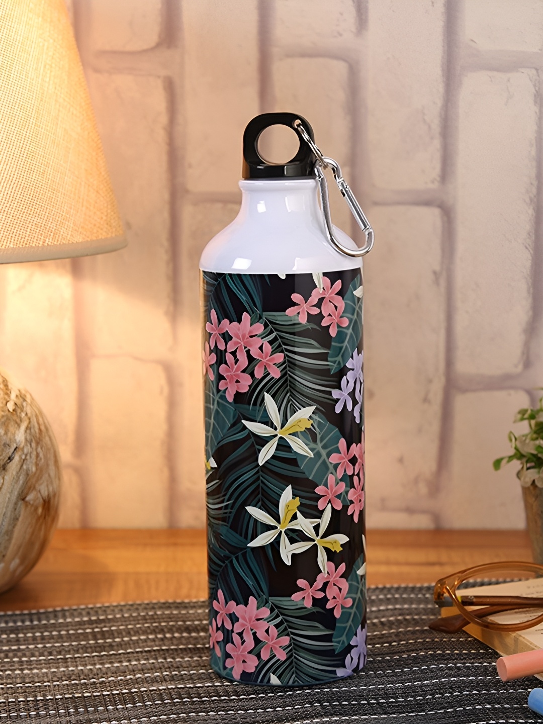 

PENTADECO Black & Pink Aluminium Tropical Wall Vacuum Water Bottle 750 ml