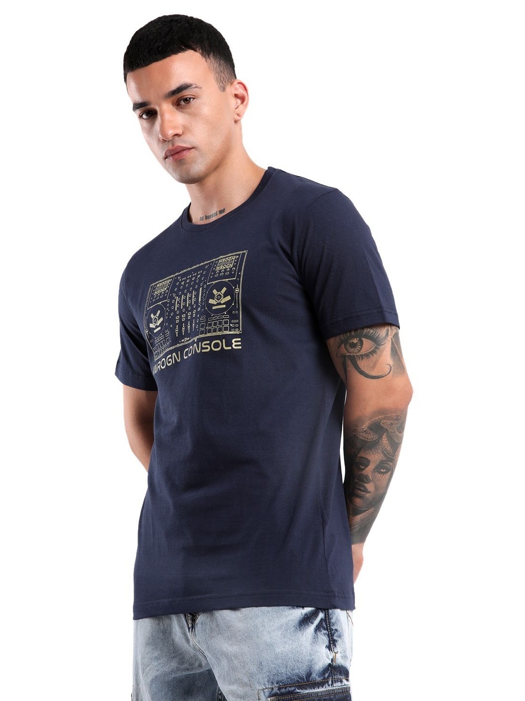 

WROGN Men Graphic Printed Round Neck Cotton Slim Fit T-Shirt, Navy blue