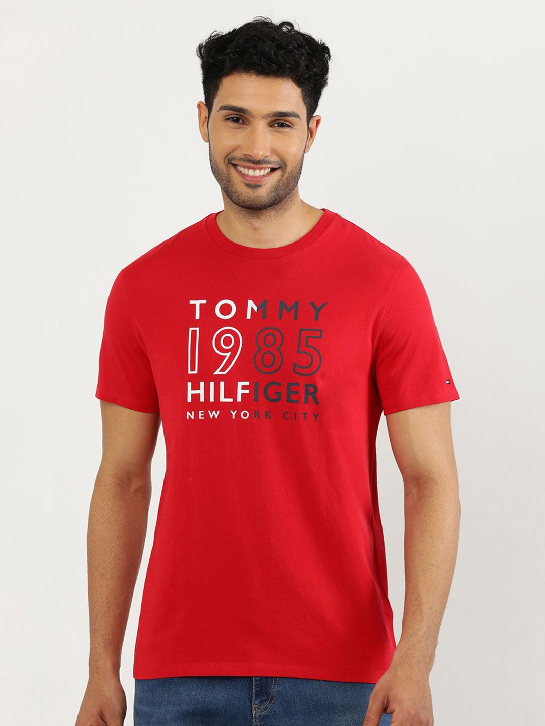 

Tommy Hilfiger Men Typography Printed Applique T-shirt, Red