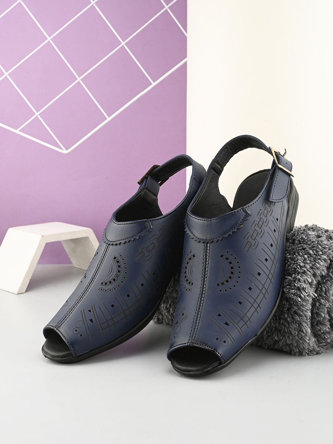

Provogue Men Peep Toe Shoe-Style Sandals, Navy blue