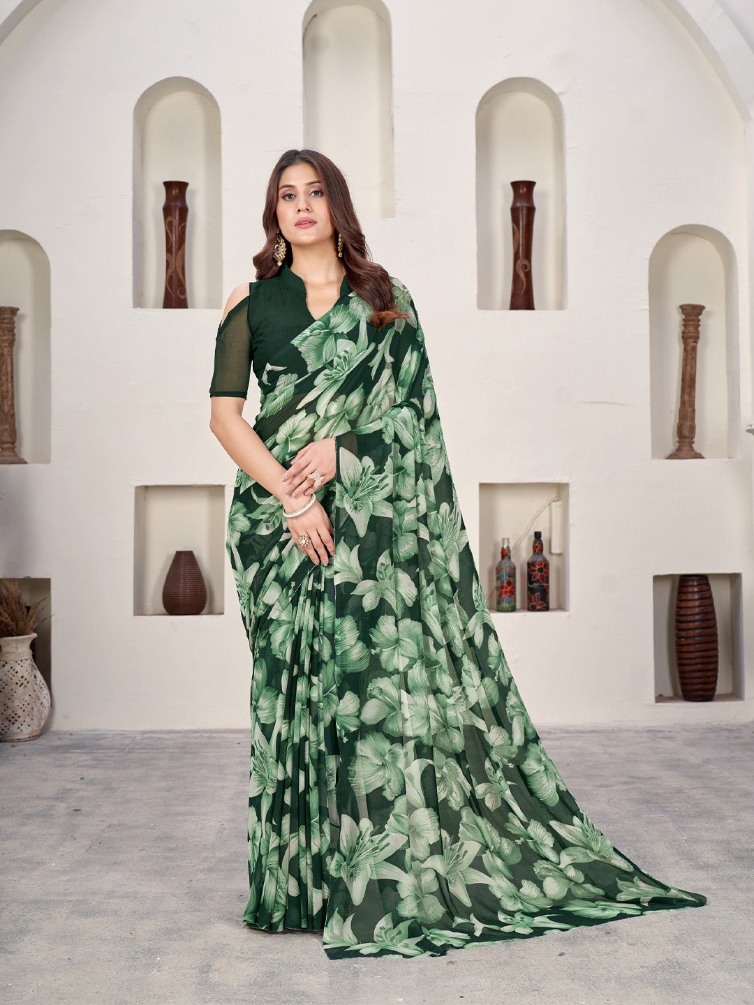 

VARNI FABRICS Floral Pure printed Georgette Saree, Green