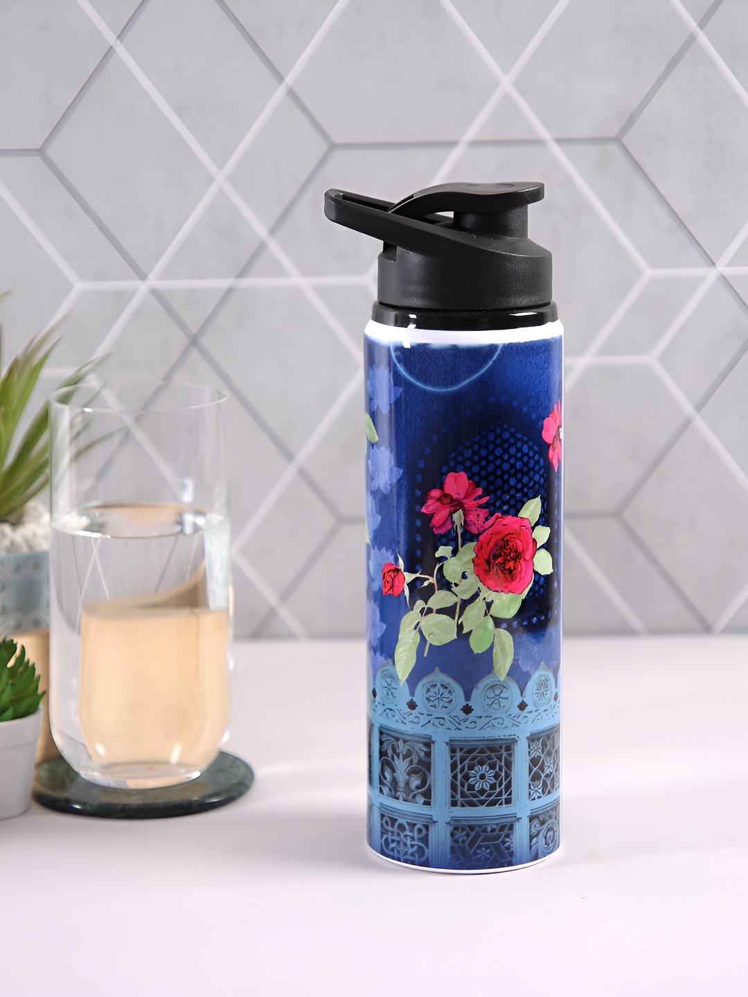 

PENTADECO Blue & Red Aluminium Floral Single Wall Vacuum Water Bottle 750 ml
