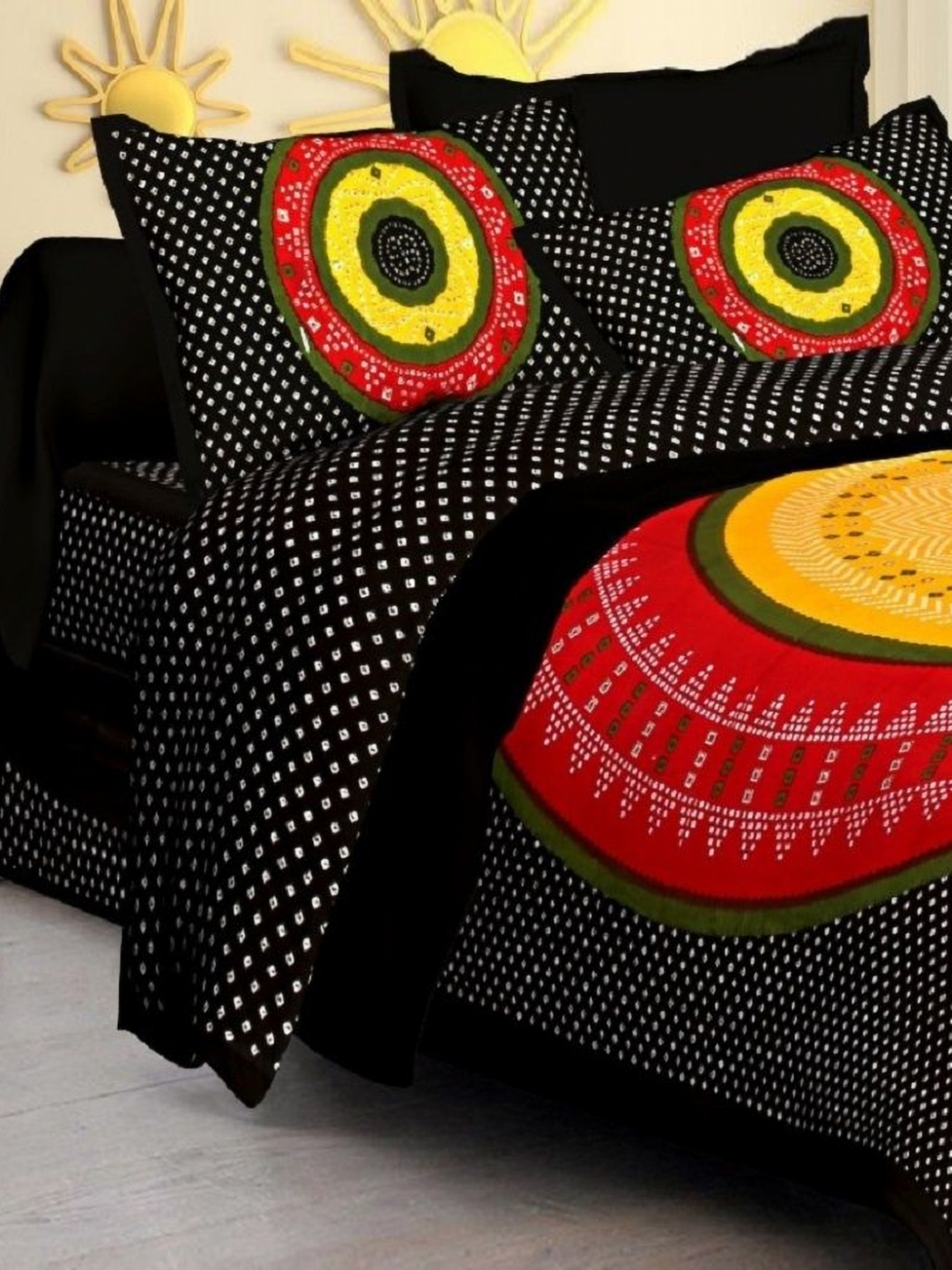 

AYAT COLLECTION Black & Yellow Geometric 144 TC Queen Bedsheet with 2 Pillow Covers