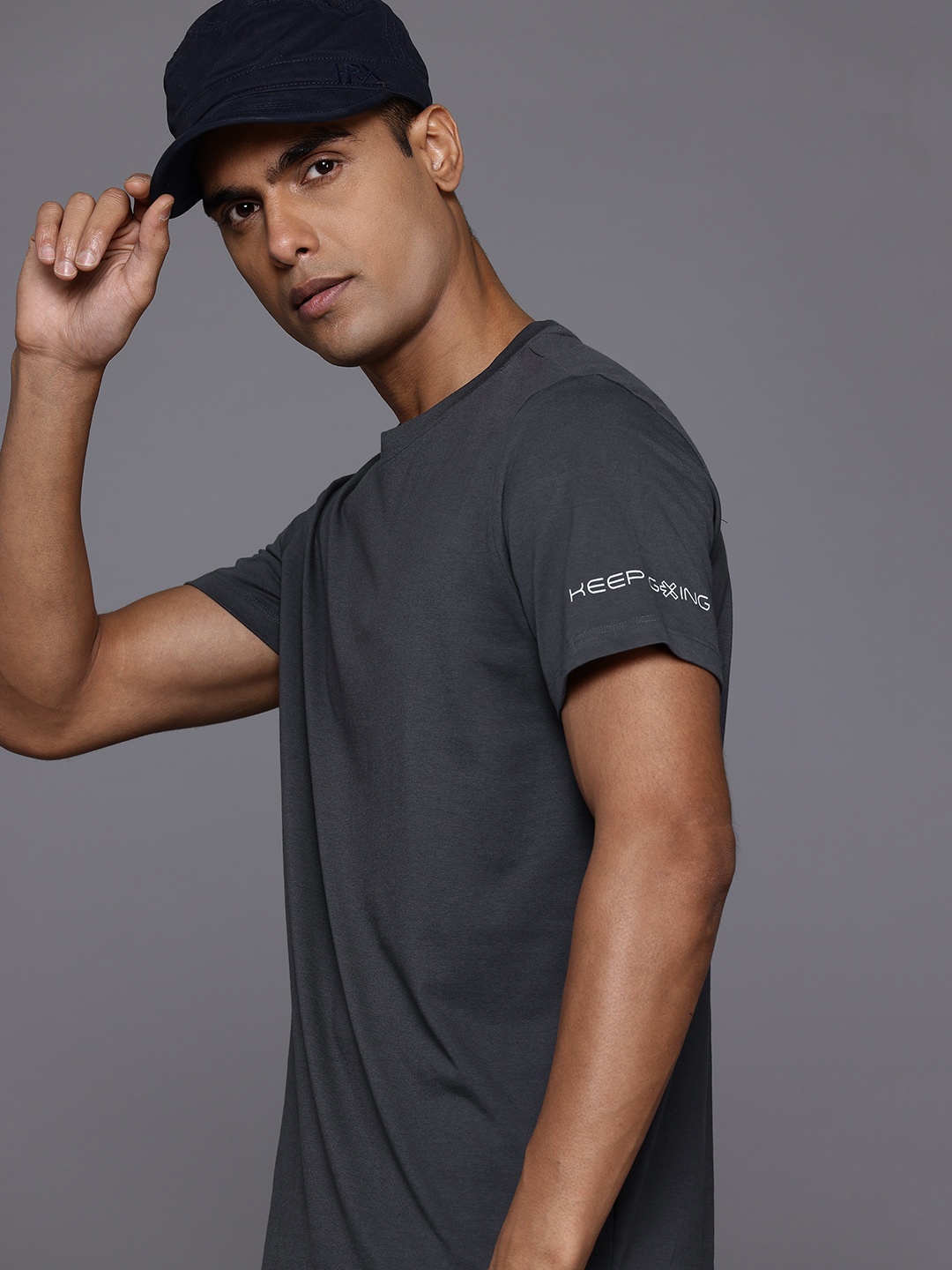 

HRX by Hrithik Roshan Men Training T-shirt, Grey