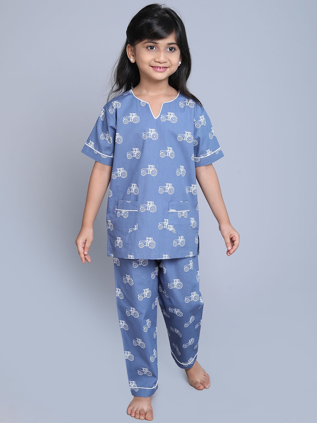 

Little Clothings Girls Printed Night suit, Blue