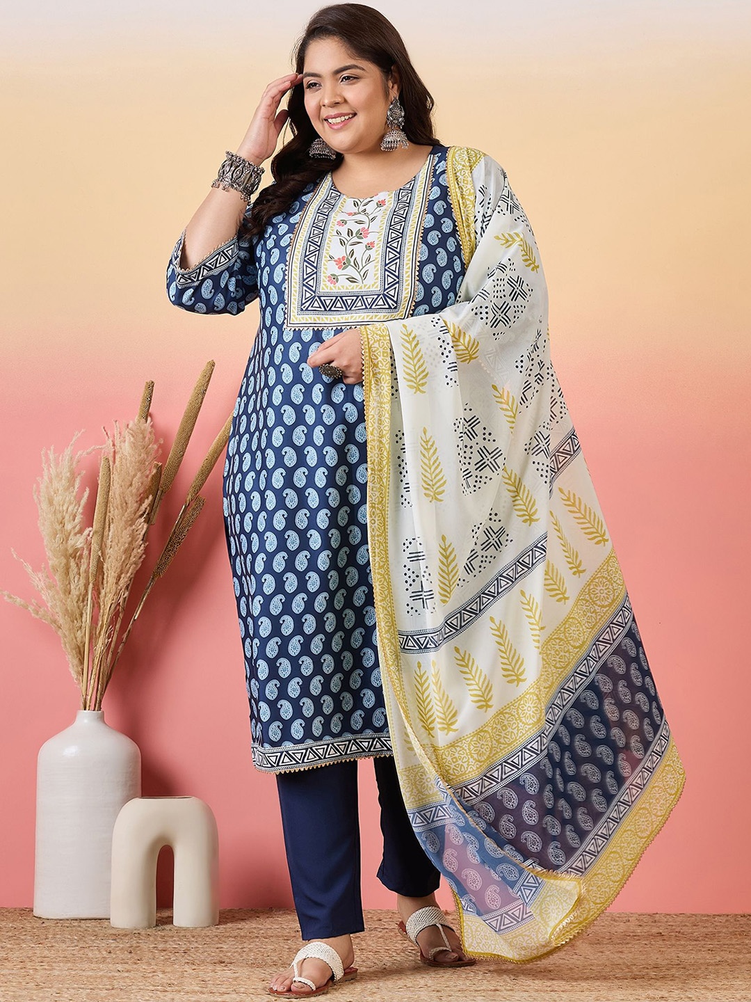 

Sztori Women Floral Yoke Design Regular Gotta Patti Kurta with Trousers & With Dupatta, Navy blue