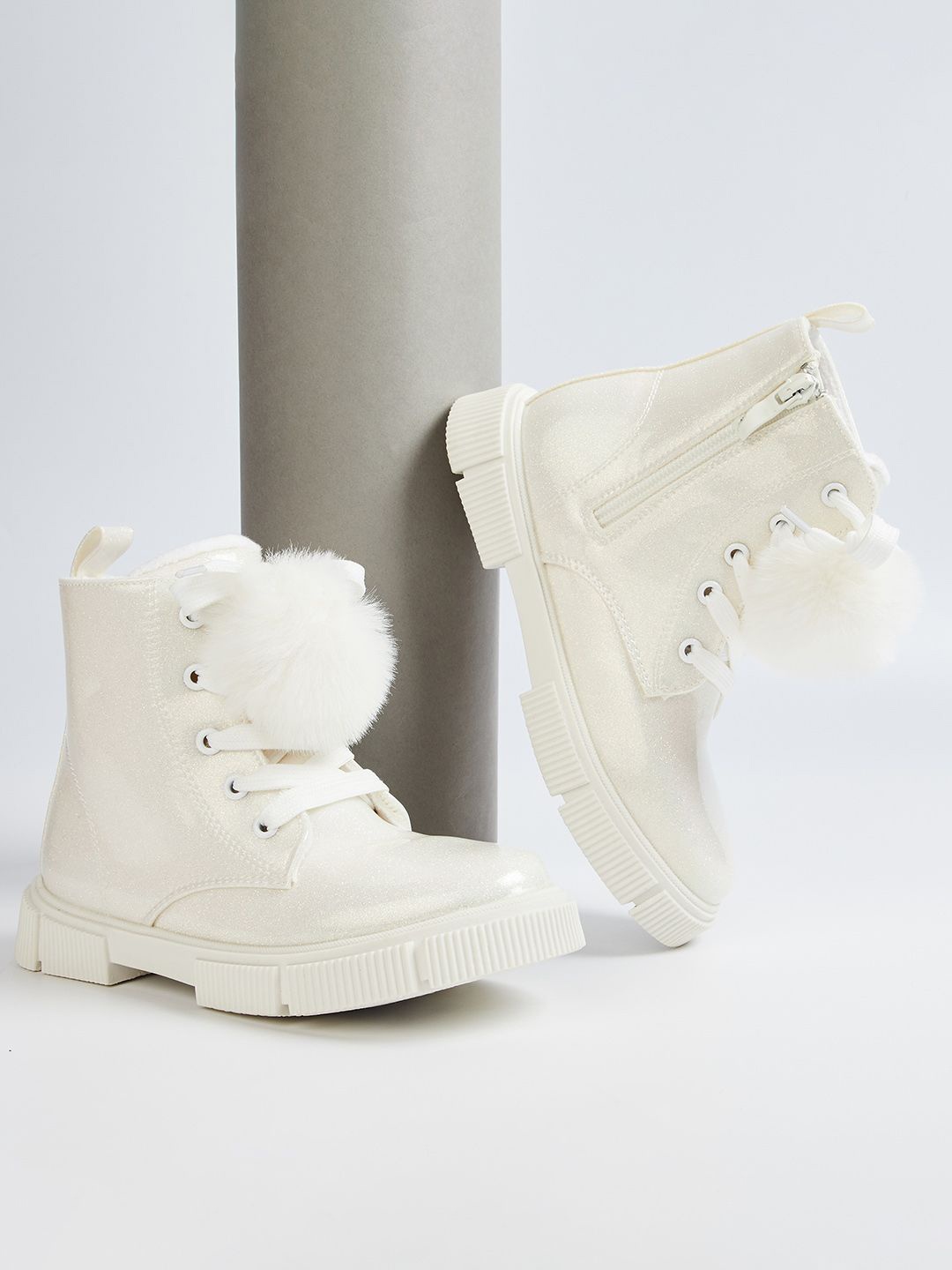 

Fame Forever by Lifestyle Girls Fashion, White