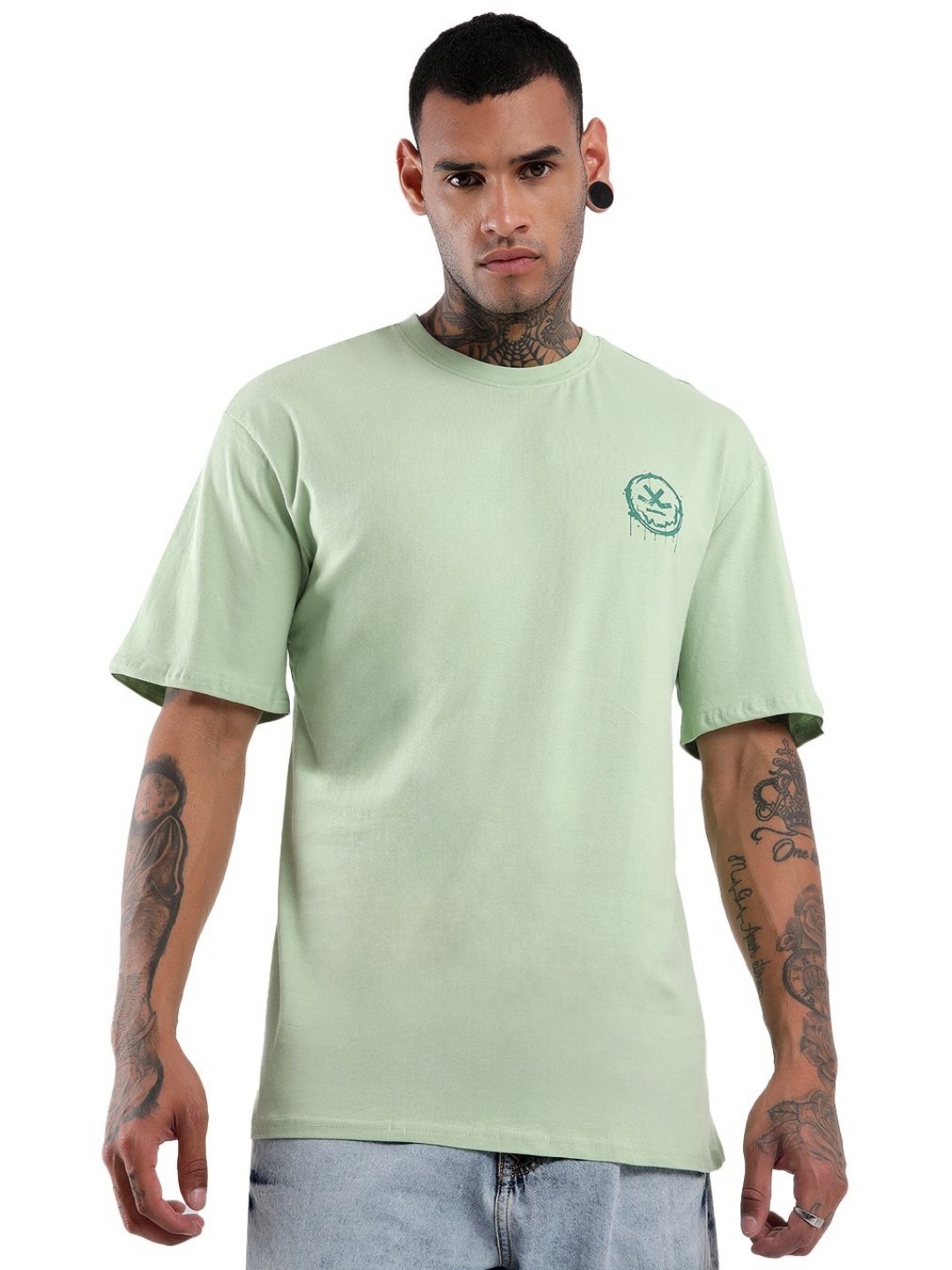 

WROGN Men Typography Printed Round Neck Cotton Oversized T-Shirt, Green