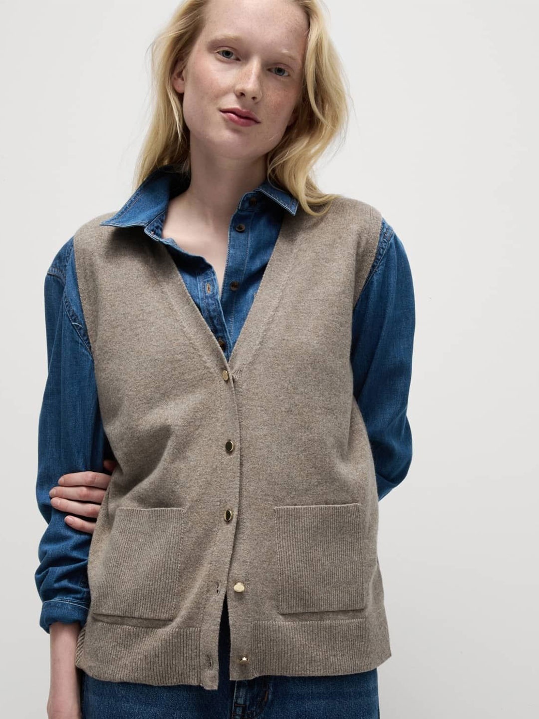 

Marks & Spencer Women Sweater Vest, Grey