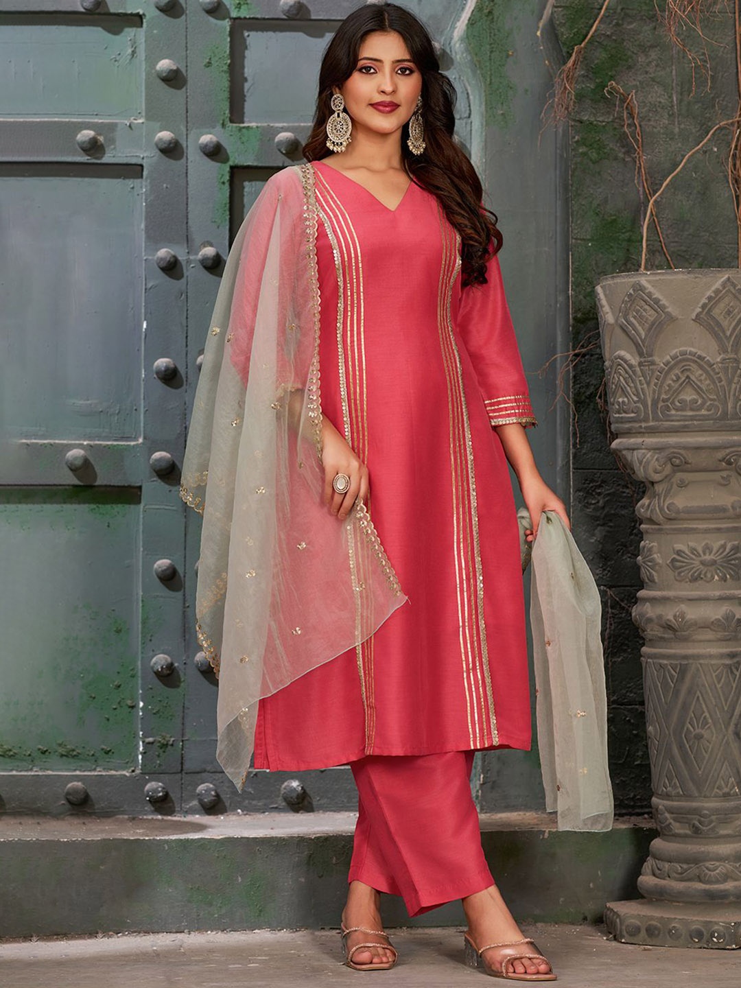 

Curvy Lane Women Embroidered Panelled Kurta with Trousers & With Dupatta, Pink