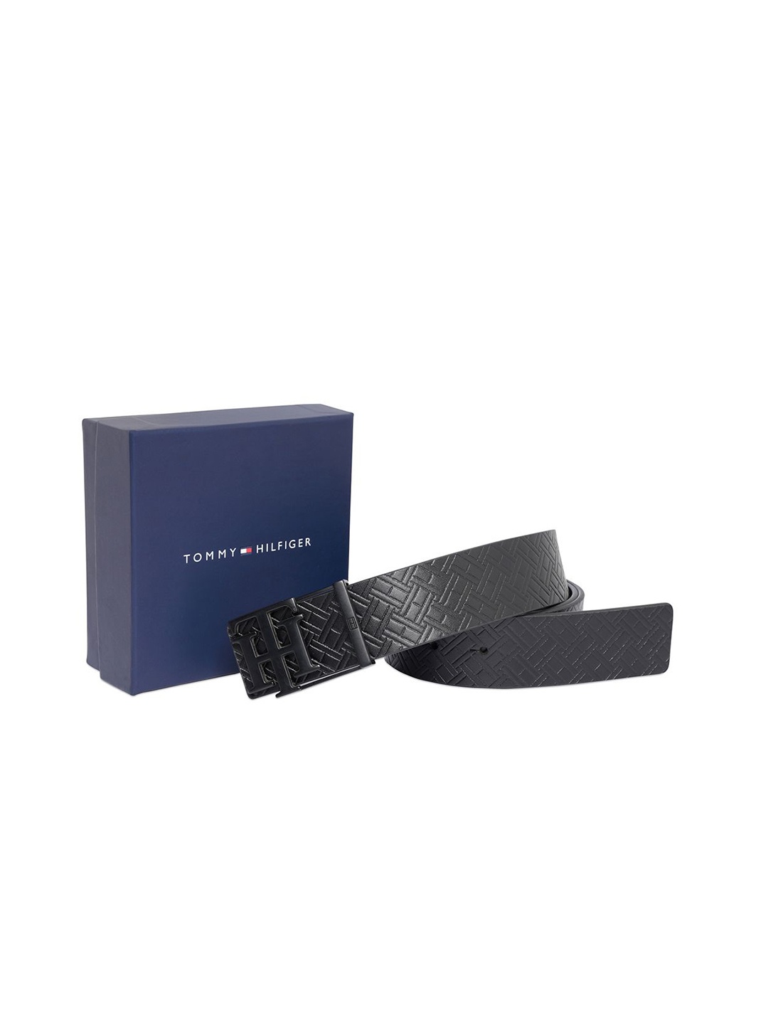 

Tommy Hilfiger Men Leather Push Pin Closure Belt, Black