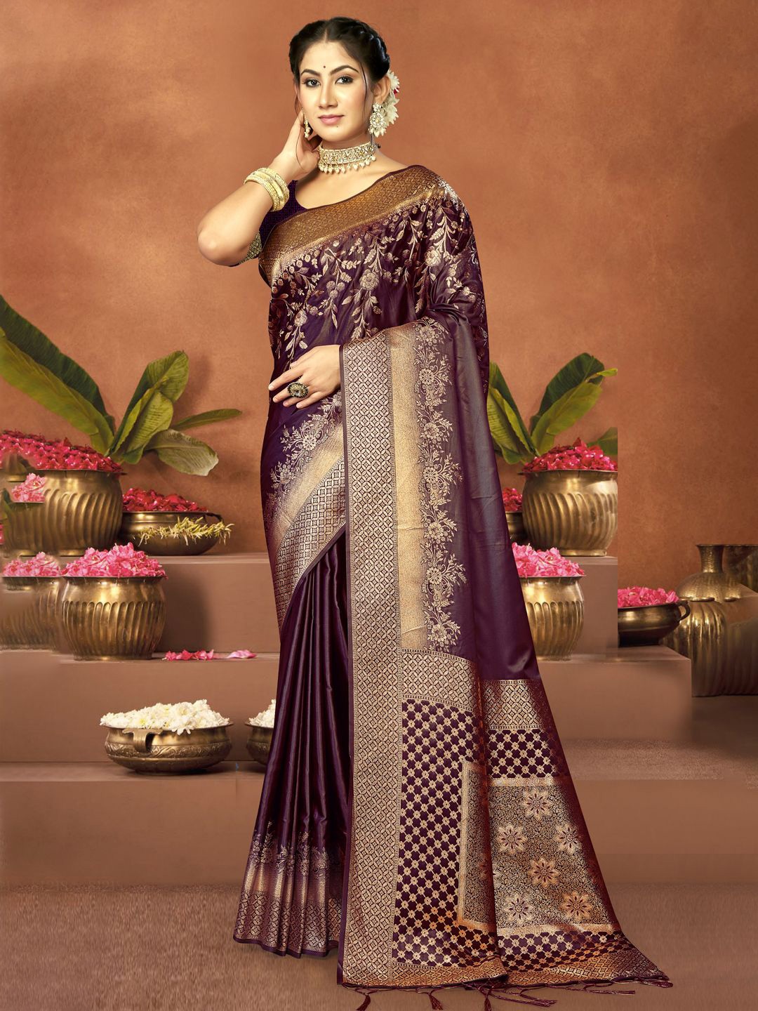 

Ishin Woven Design Saree with blouse piece, Purple