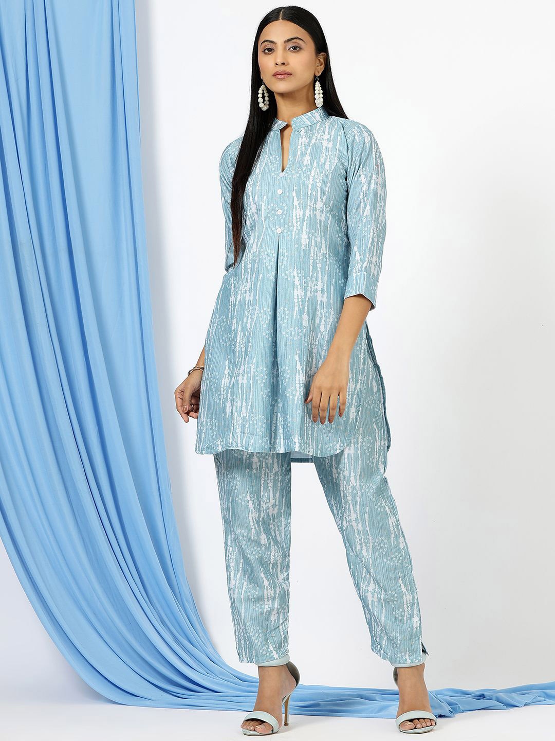 

Divyadham Textiles Printed Mandarin Collar Top With Trousers, Turquoise blue