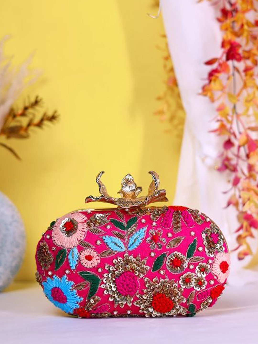 

Swisni Embroidered Box Clutch, Pink