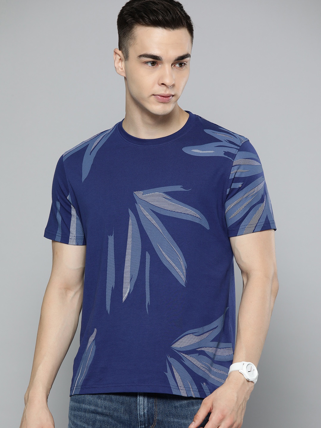 

Indian Terrain Floral Printed Pure Cotton T-shirt, Navy blue