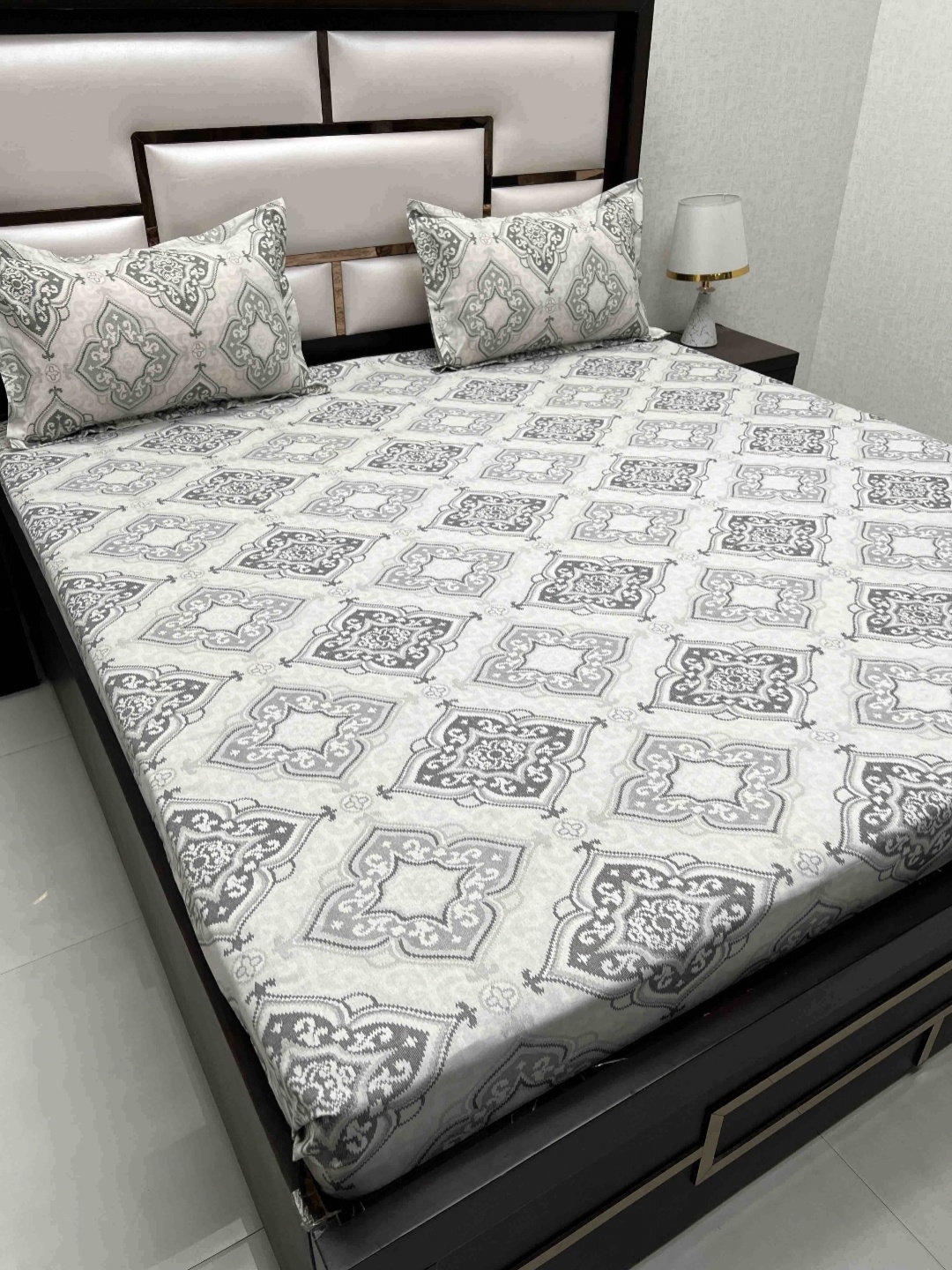 

Pure Decor Passion Grey & White Ethnic Motifs 300 TC Queen Bedsheet with 2 Pillow Covers