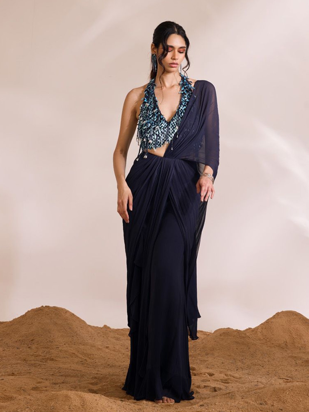 

DIVYA AGGARWAL Poly Georgette Ready to Wear Saree, Navy blue