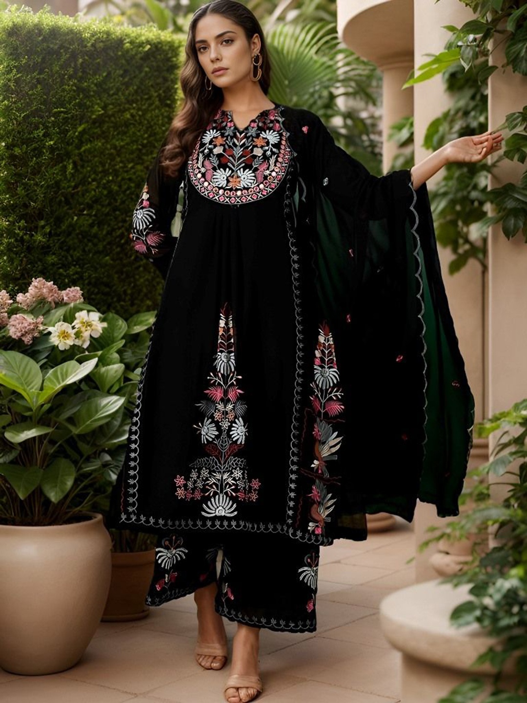 

Molly & Michel Women Floral Embroidered Regular Kurta with Trousers & With Dupatta, Black