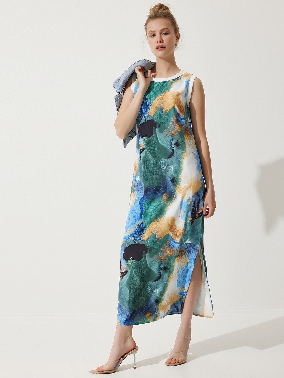 

Happiness istanbul Abstract Printed A-Line Maxi Dress, Na