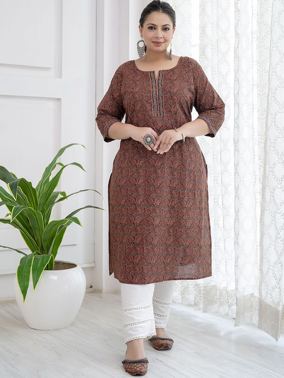 

Nayo Women Ethnic Motifs Printed Kurta, Rust