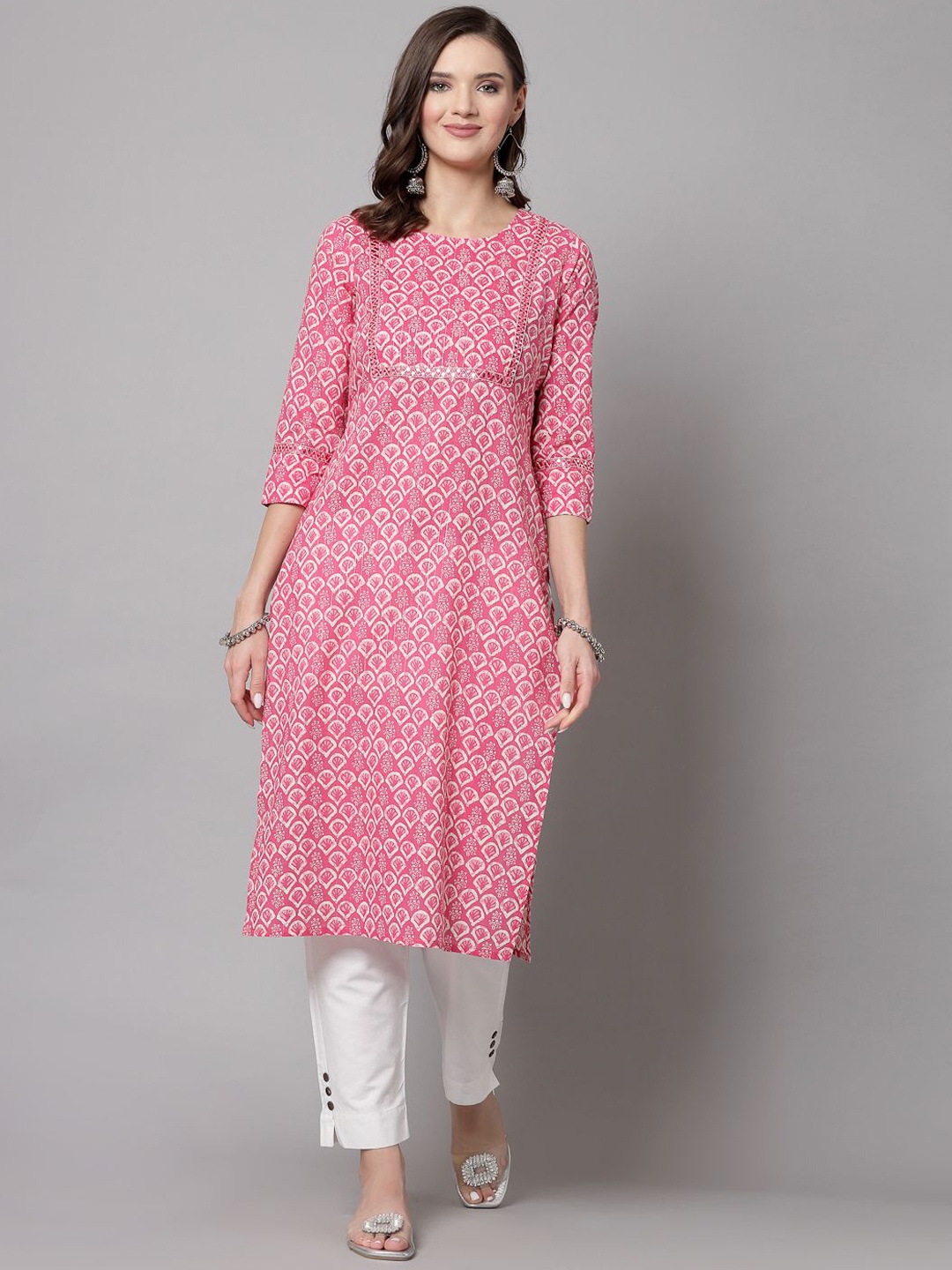 

CHIRAAI Women Floral Kurta, Pink