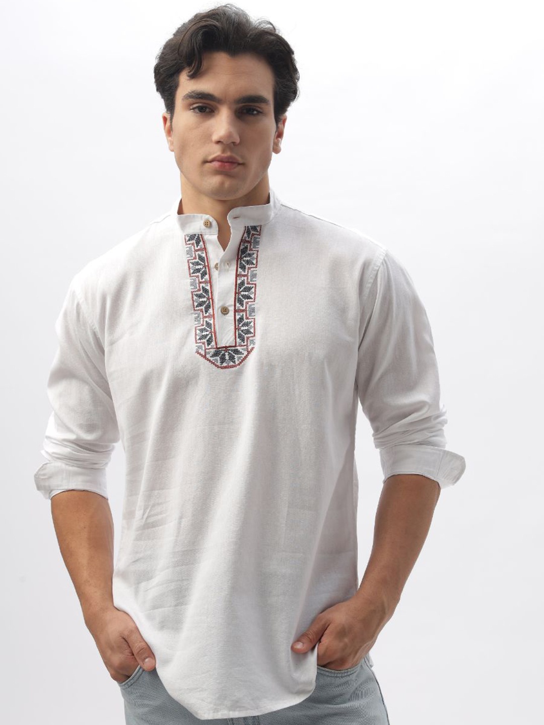 

Anouk White Geometric Yoke Design Thread Work Mandarin Collar Cotton Straight Short Kurta