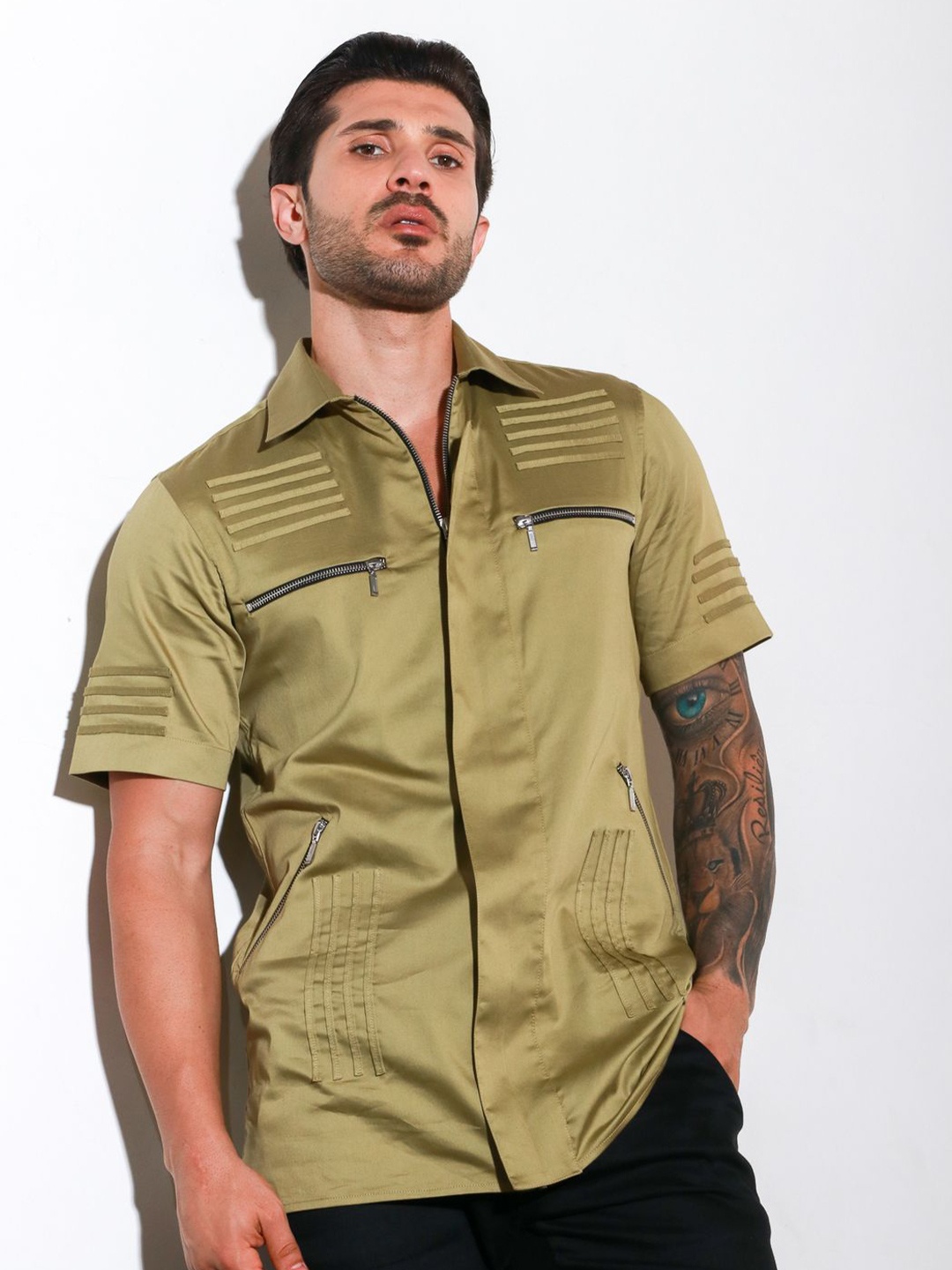 

ECHKE Men Custom Opaque Casual Shirt, Green