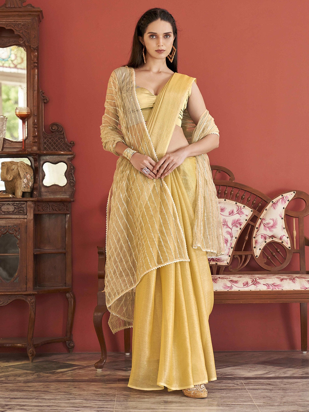 

Tikhi Imli Sequinned Net Fusion Saree, Yellow