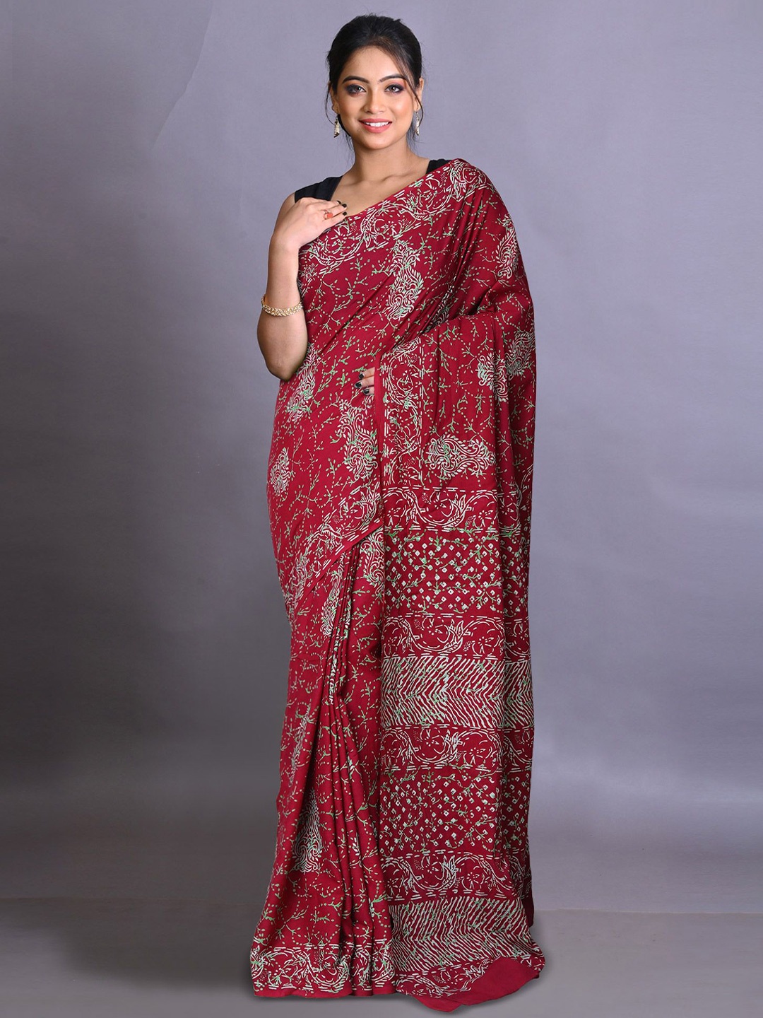 

Unnati Silks Ethnic Motifs Pure Cotton Handloom Block Print Saree, Maroon