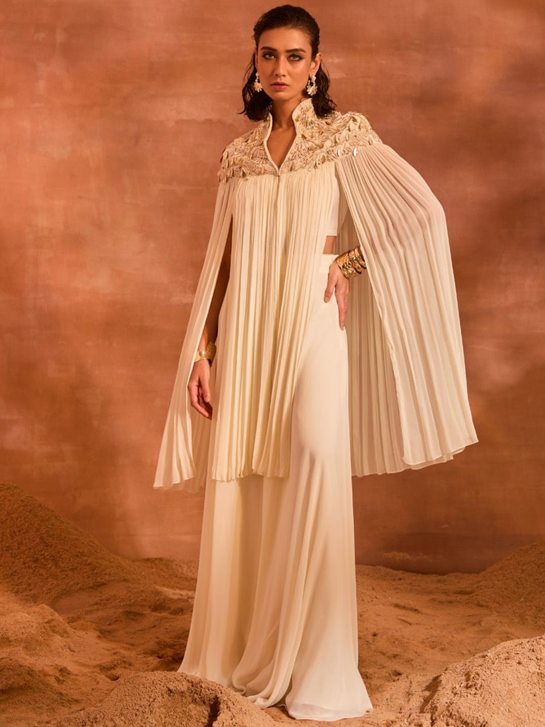 

DIVYA AGGARWAL Amaryllis Embellished Top Cape With Palazzo, Off white