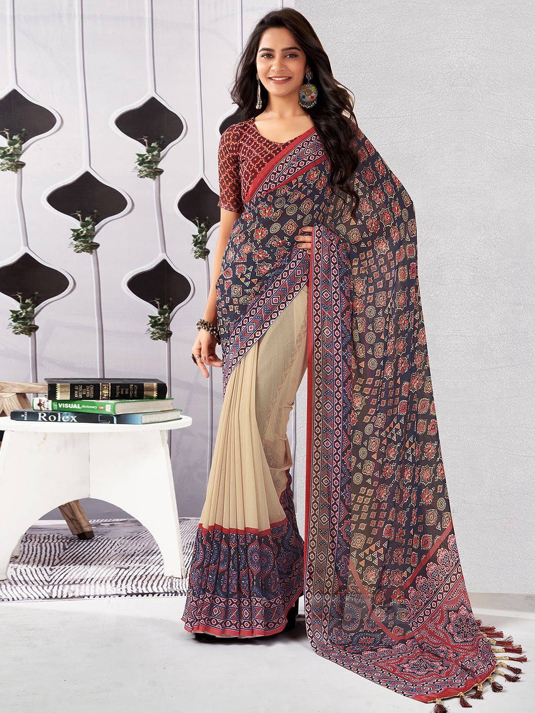 

Satrani Ethnic Motifs Pure Georgette Muga Saree, Blue