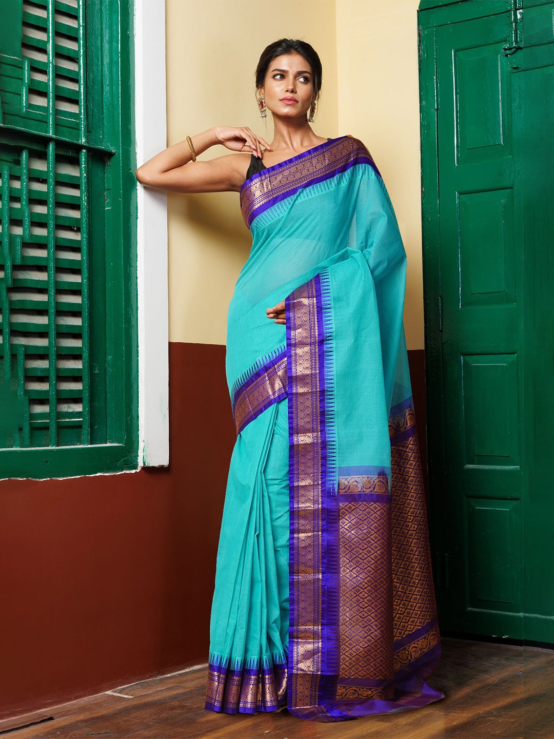 

Unnati Silks Zari Pure Cotton Handloom Gadwal Saree, Blue