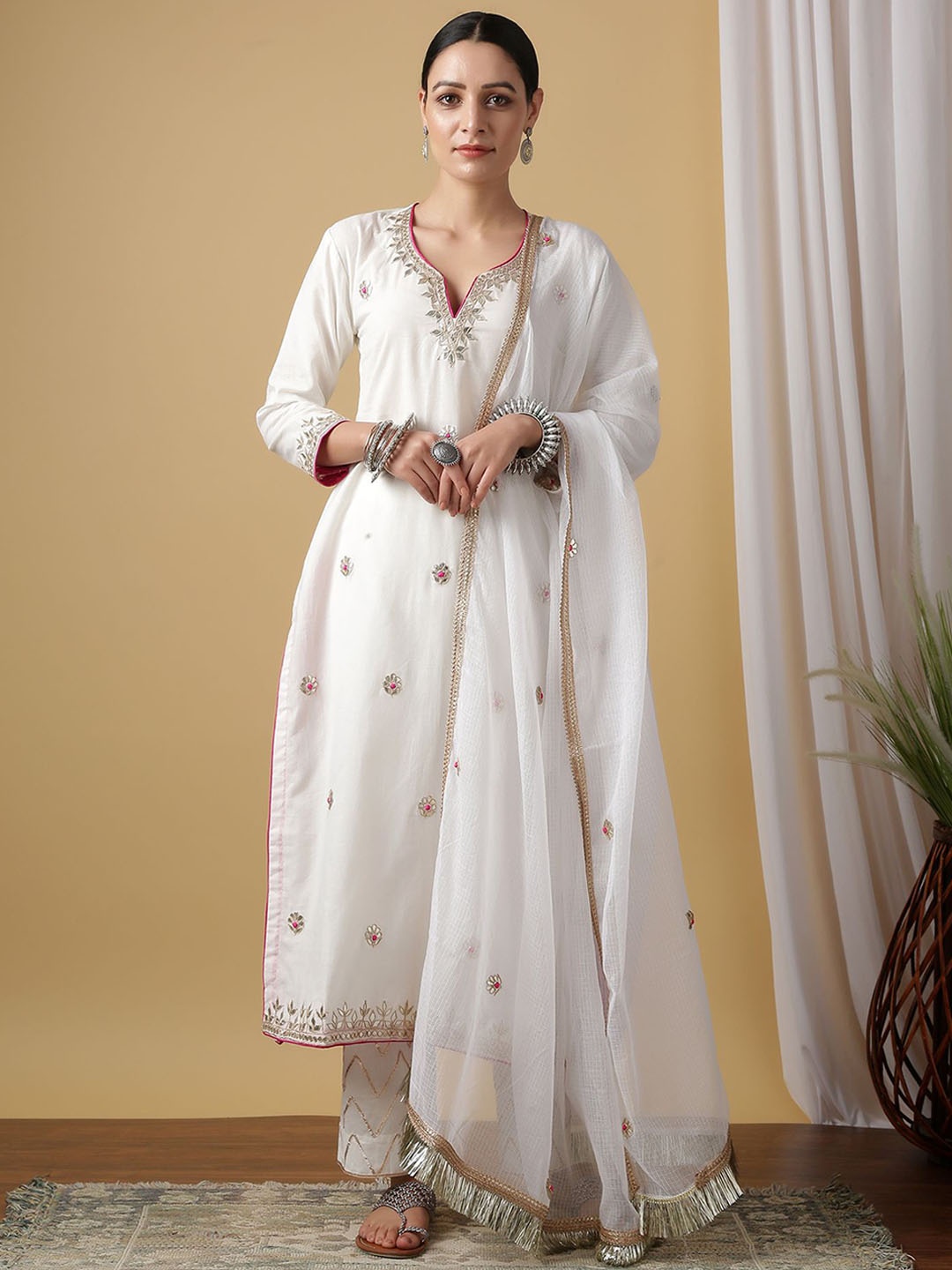 

MAISON SHEFALI Floral Embroidered Pure Cotton Anarkali Kurta with Trousers & With Dupatta, White