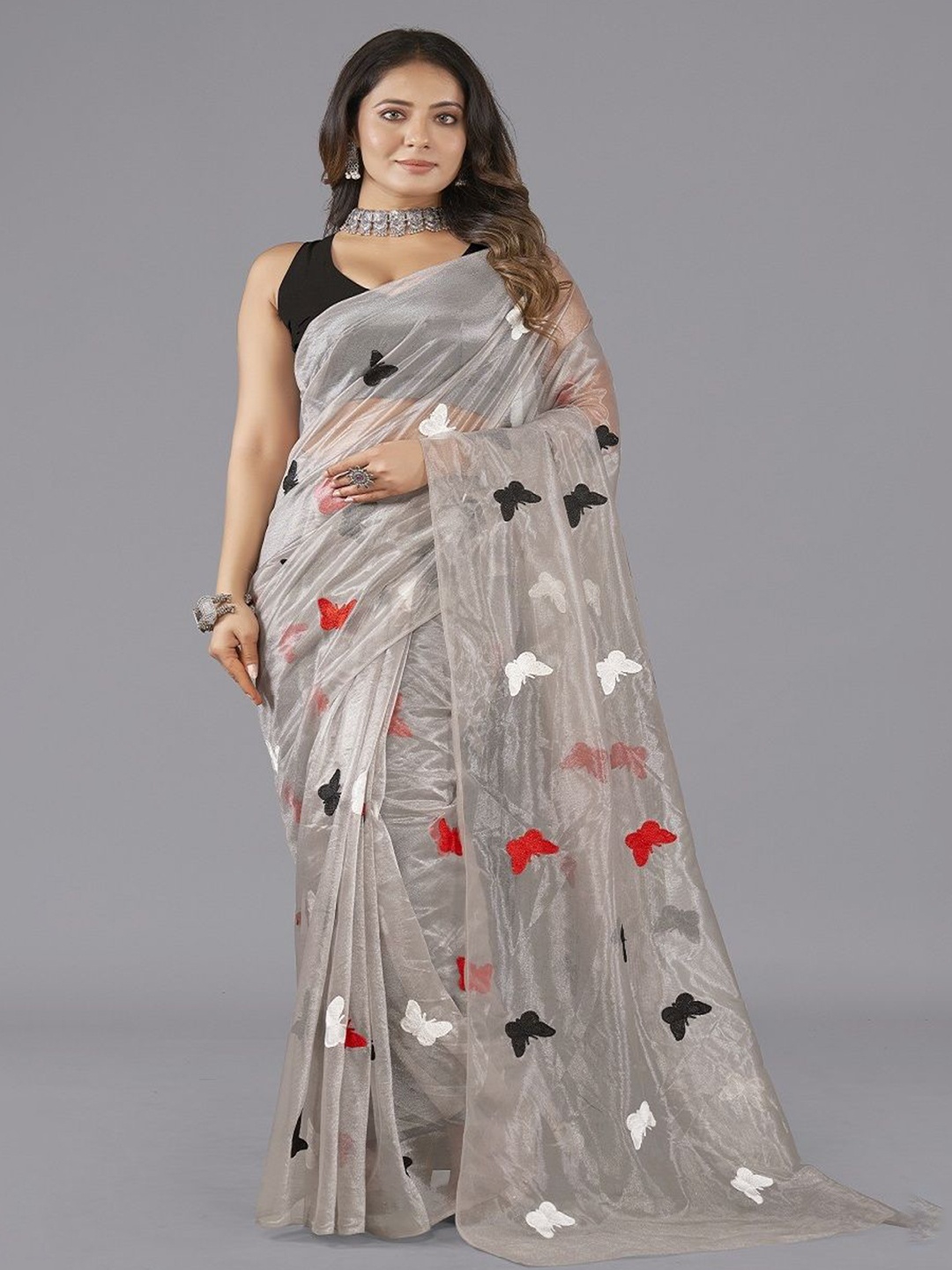 

APNISHA Embellished Embroidered Net Saree, Grey