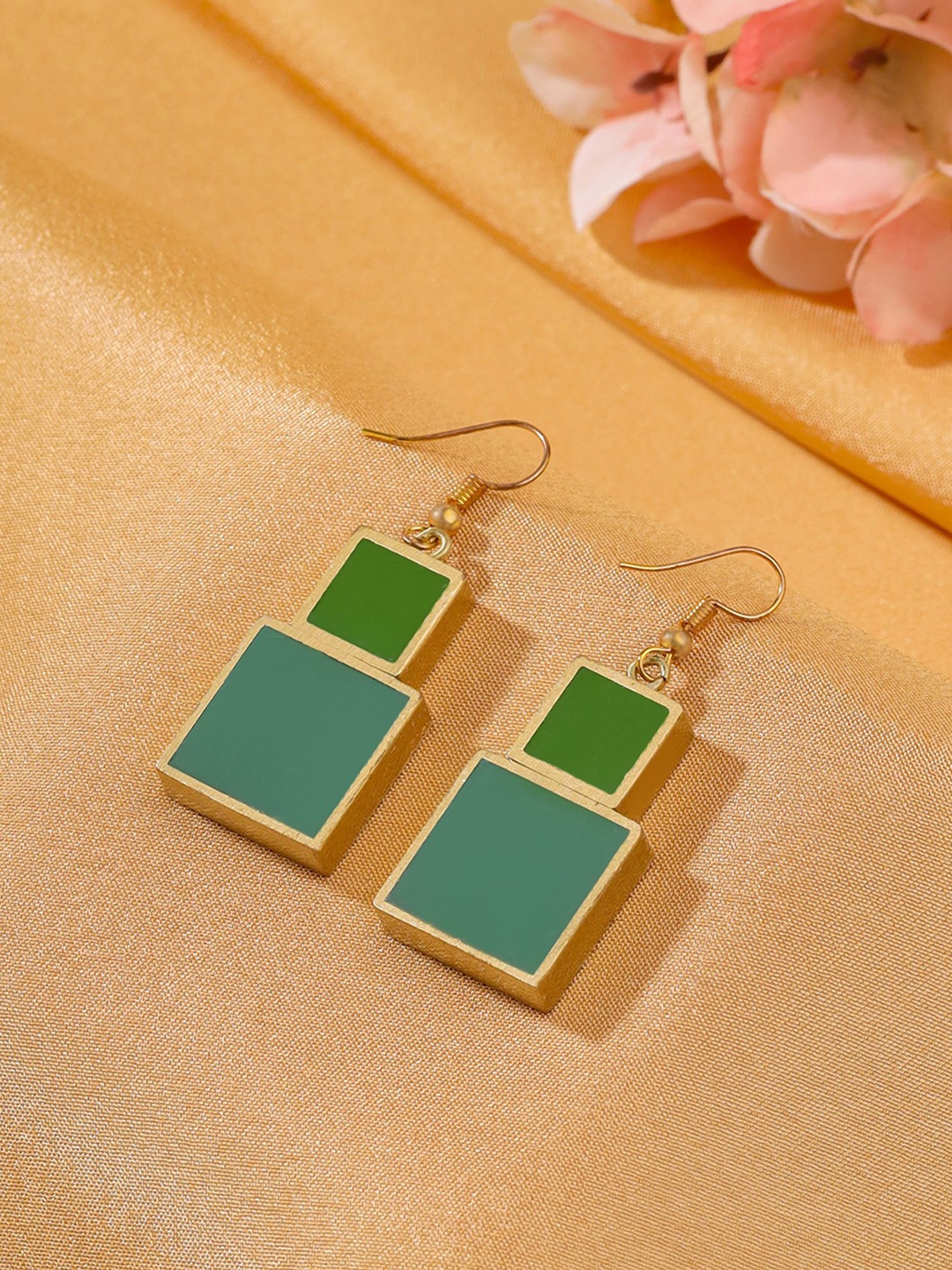 

Yellow Chimes Gold Plated Artificial Stones Drop Earrings